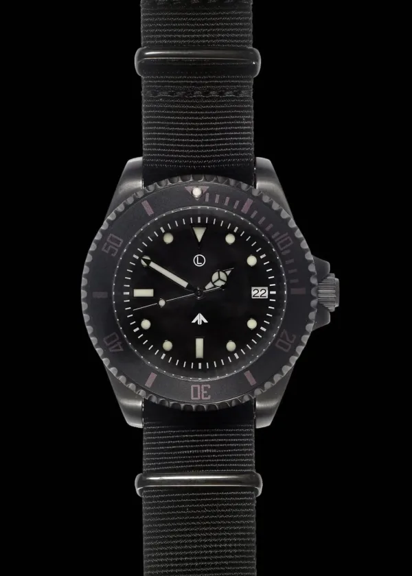 Military Watch Company Matzwart Duikers Horloge 300m Waterbestendig met Schroefkroon