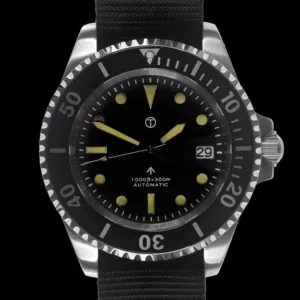 MWC 21 Jewel 1980s patroon 300m automatisch militair duikhorloge met saffierglas en een zwarte en grijze NATO-band
