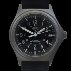Titanium G10 militair horloge met 300m waterbestendigheid